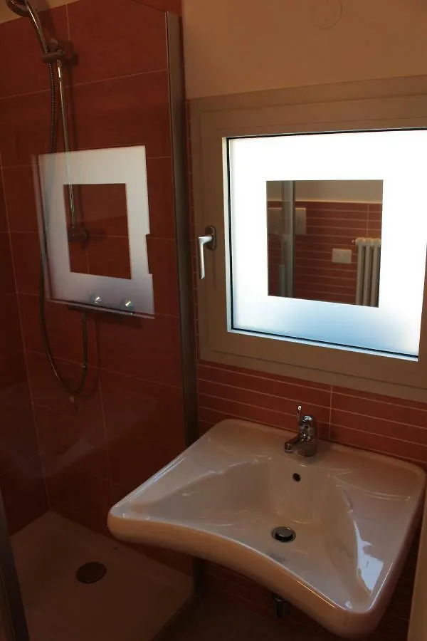 Cinquelune Apartment Rosa 0*,  Italy